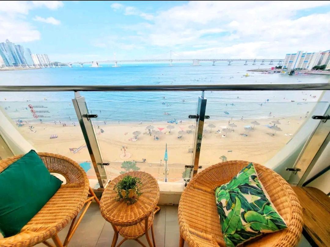 Gwangalli Grand Terrace Ocean View ปูซาน ภายนอก รูปภาพ