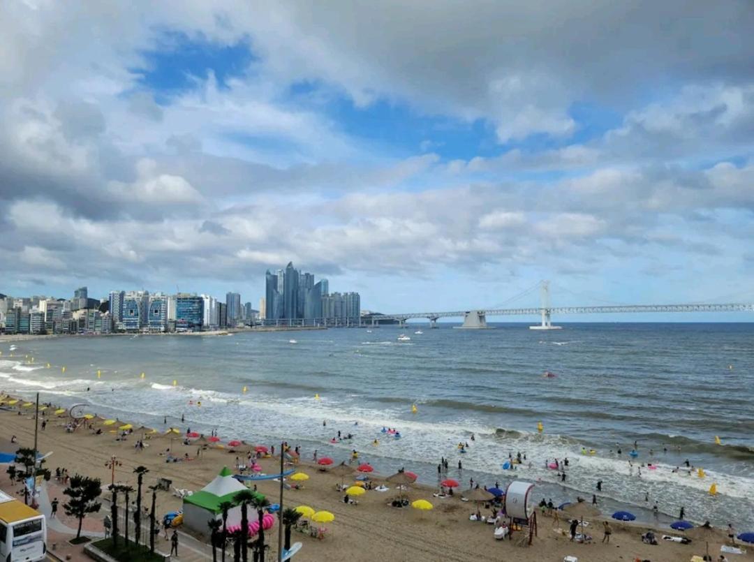 Gwangalli Grand Terrace Ocean View ปูซาน ภายนอก รูปภาพ