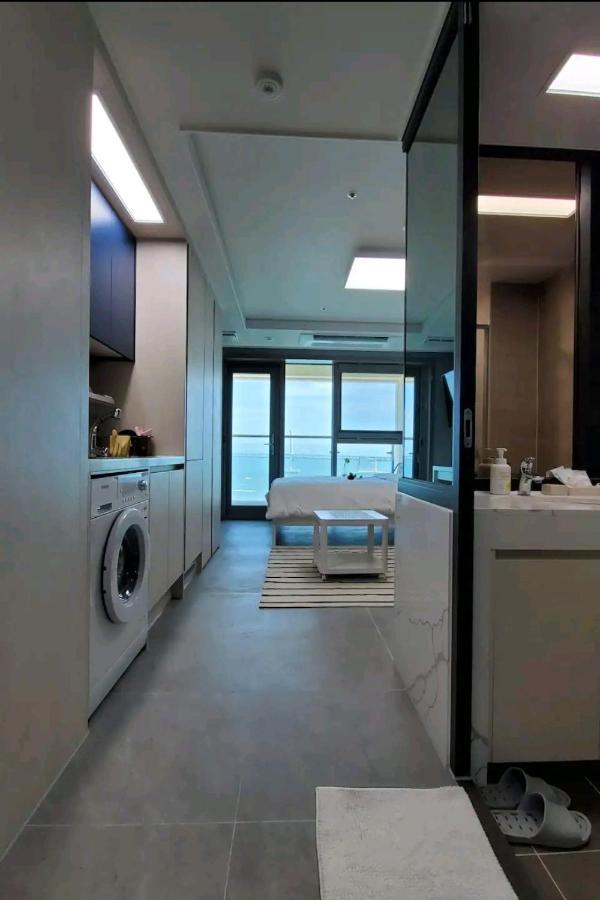 Gwangalli Grand Terrace Ocean View ปูซาน ภายนอก รูปภาพ